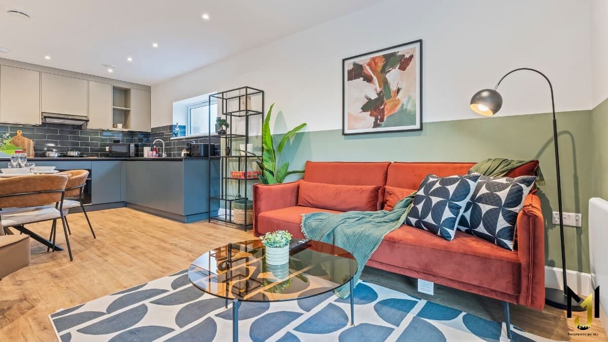 2 Bedroom Apartment