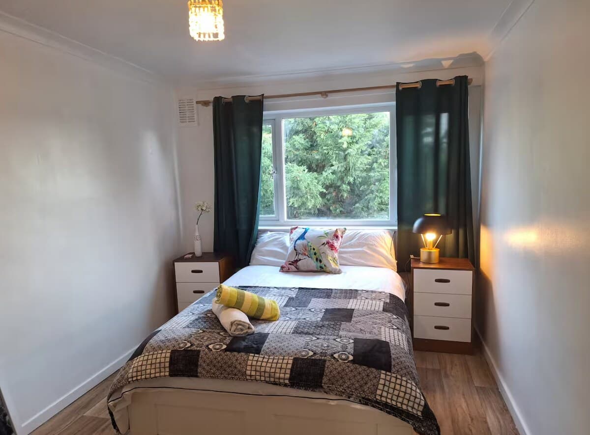 2 Bedroom House