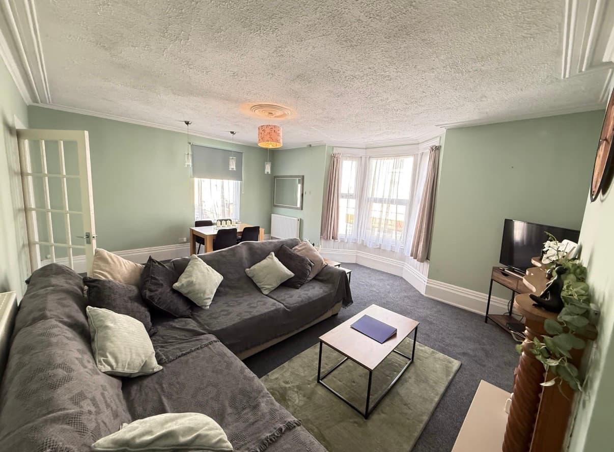2 Bedroom House